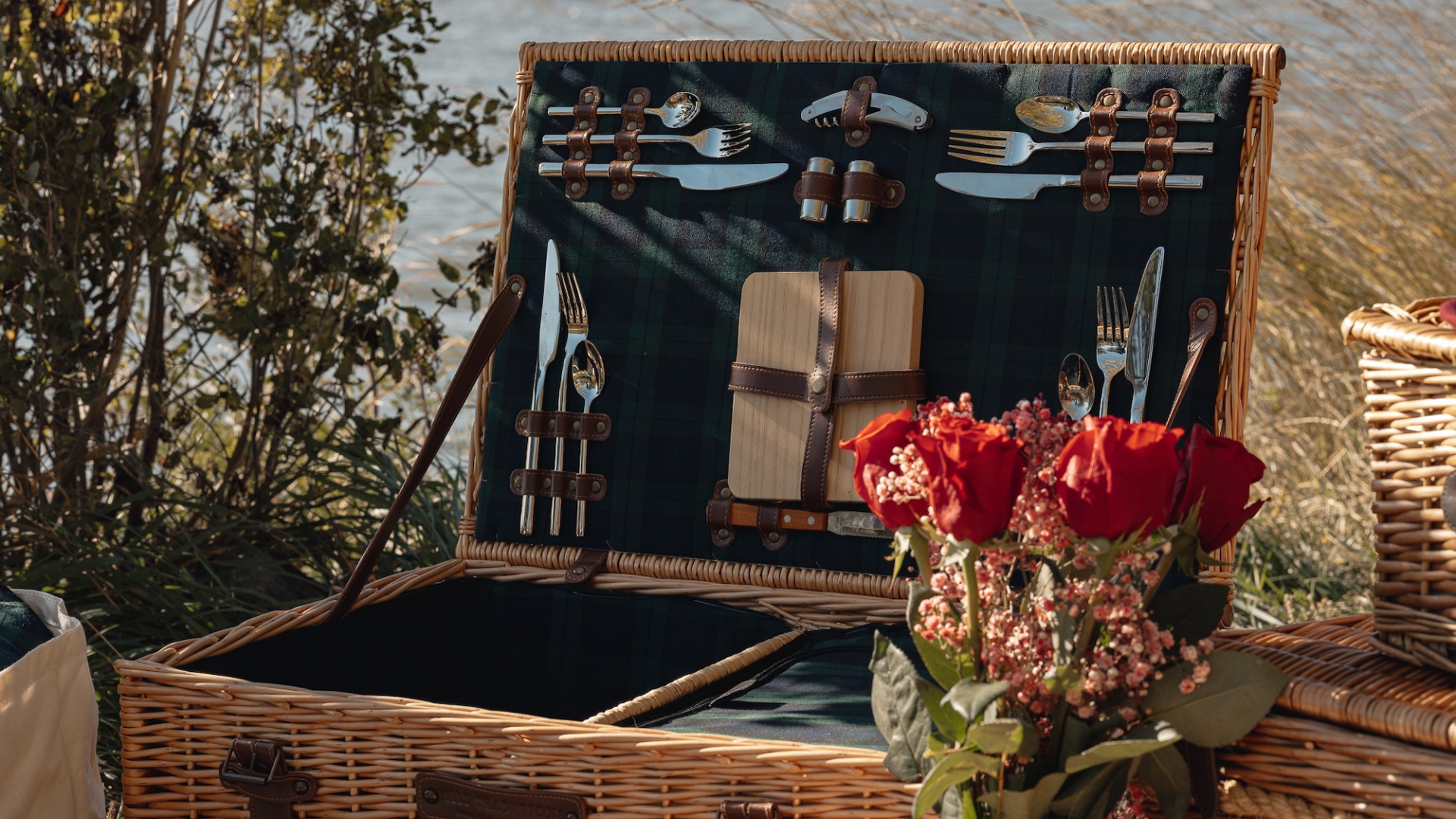 The Art of the Spring Picnic