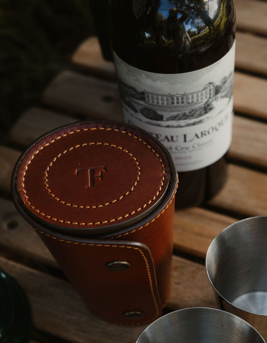 Field Traditions 8 Cup Leather Snap Case