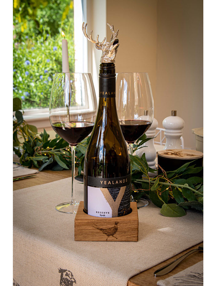 Stainless Steel Stag Head Bottle Pourer with Cork Stopper