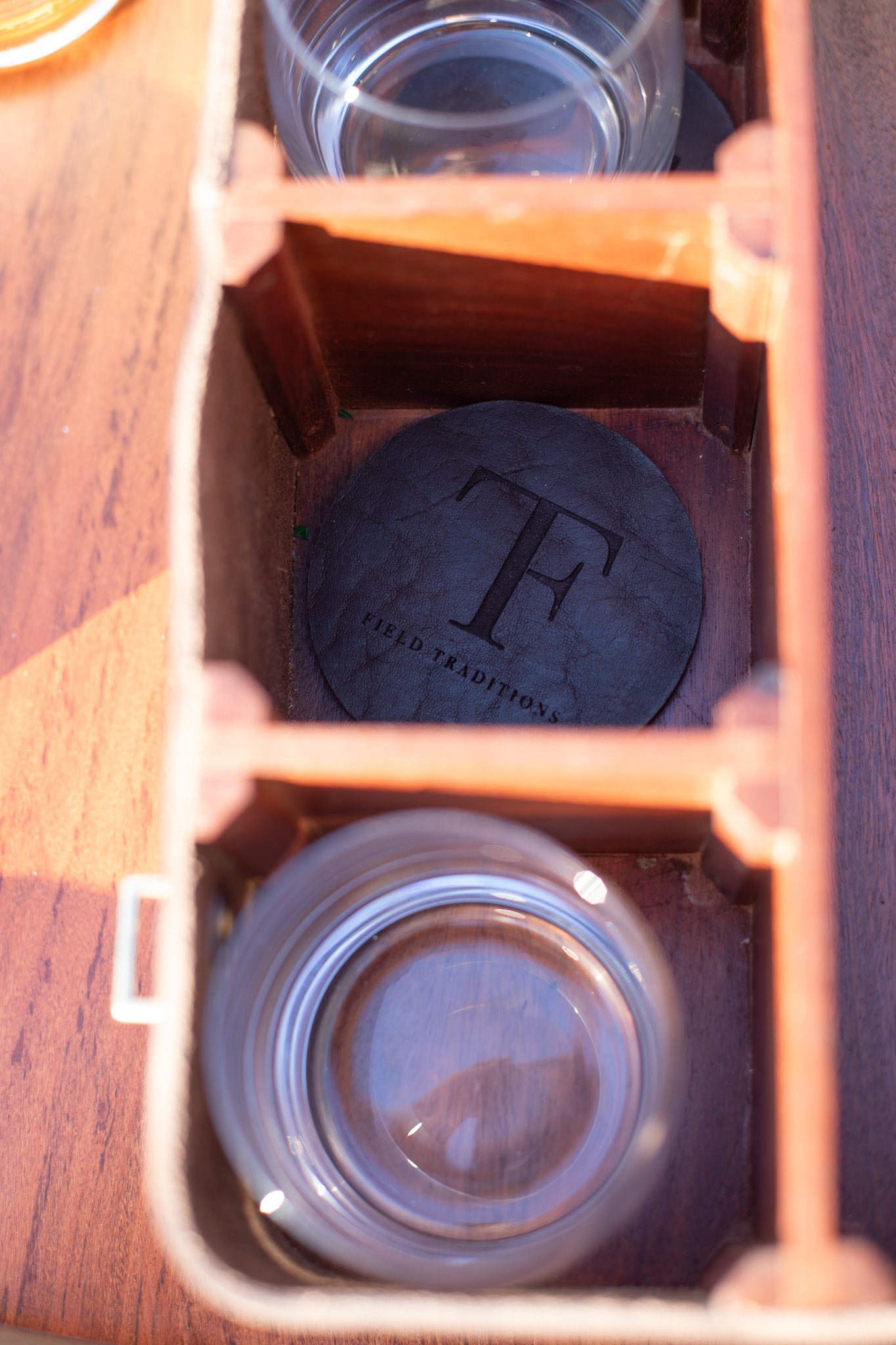 Field Traditions Leather Scotch Case