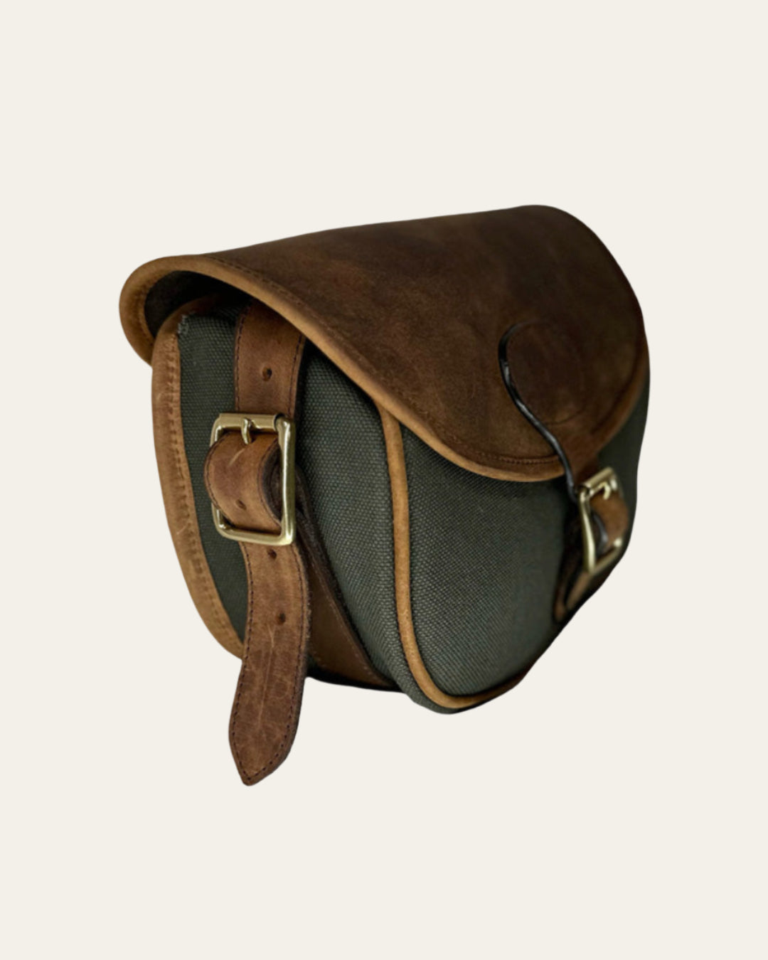 Durable canvas cartridge bag with leather accents, holds up to 100x 12-bore cartridges, customizable with initials