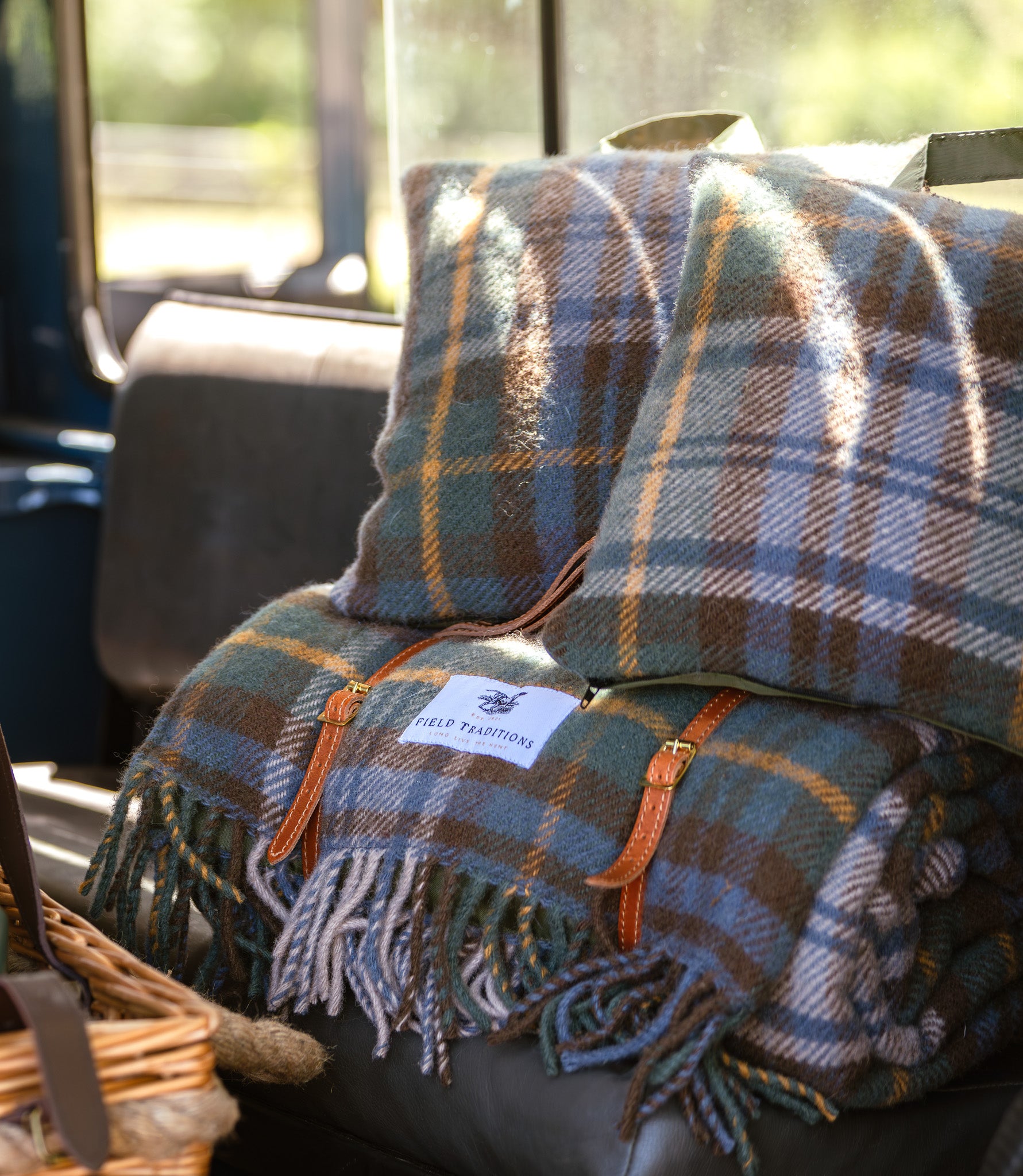 Field Traditions New Wool Tartan Outdoor Field Cushion