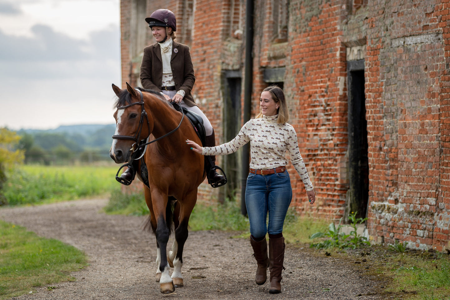 Equestrian-Inspired Hunt Jump Roll Turtle Neck