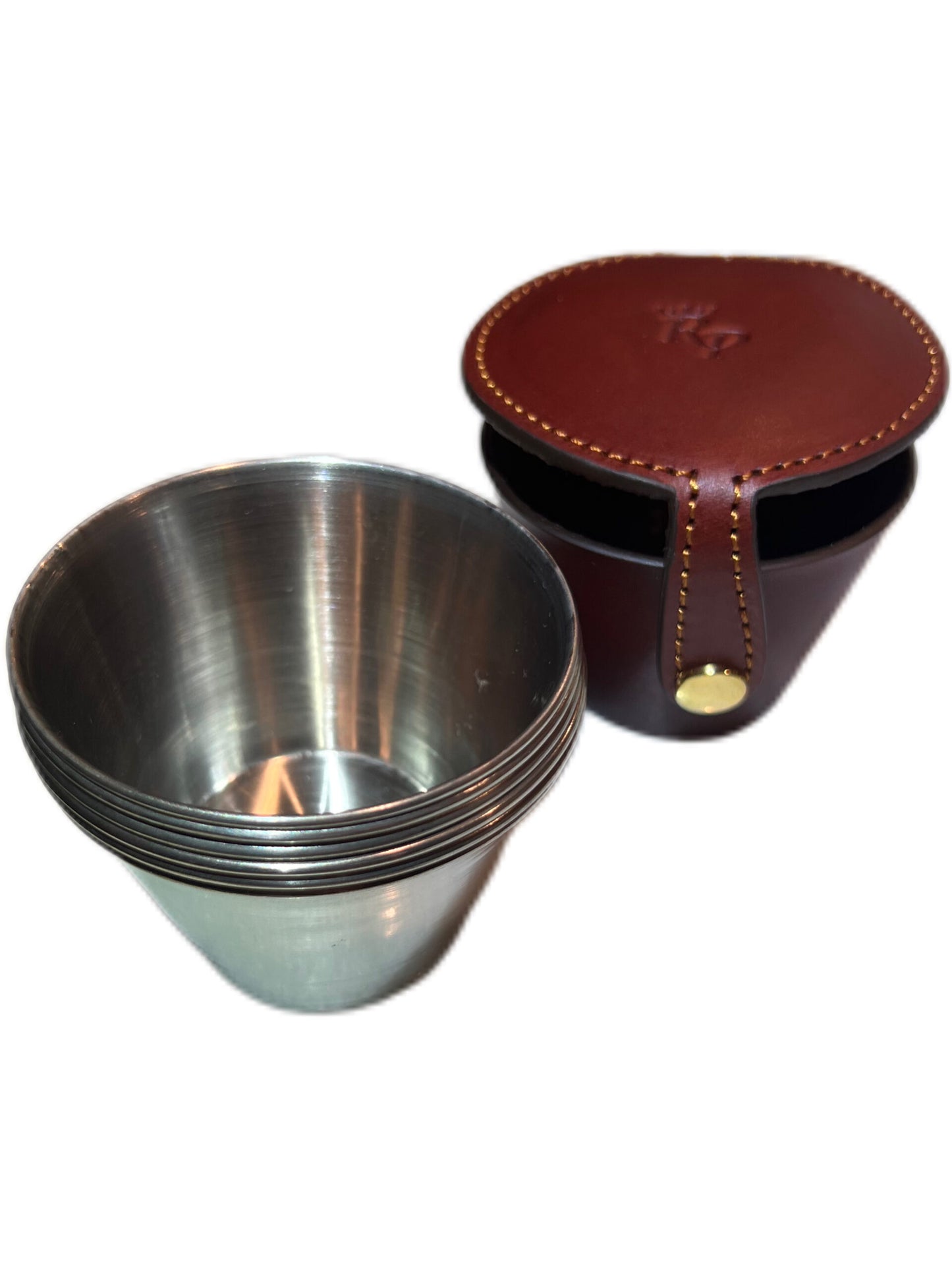 Elegant 6-cup set in premium leather case, perfect for countryside outings and special occasions