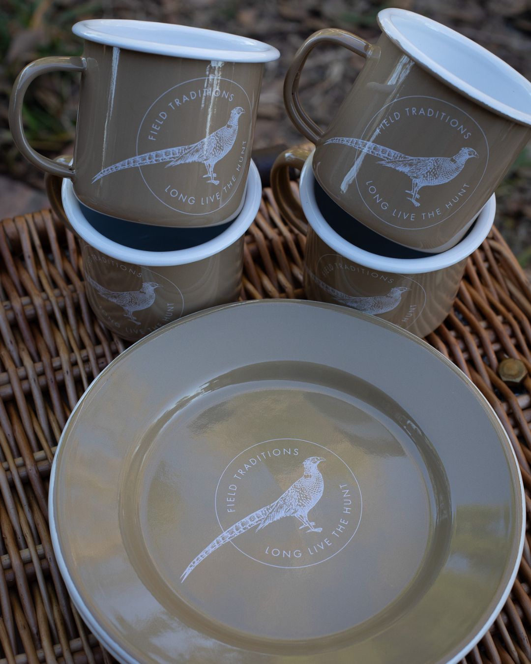 Field Traditions Pheasant Enamelware Cups and Plates - Set of 4